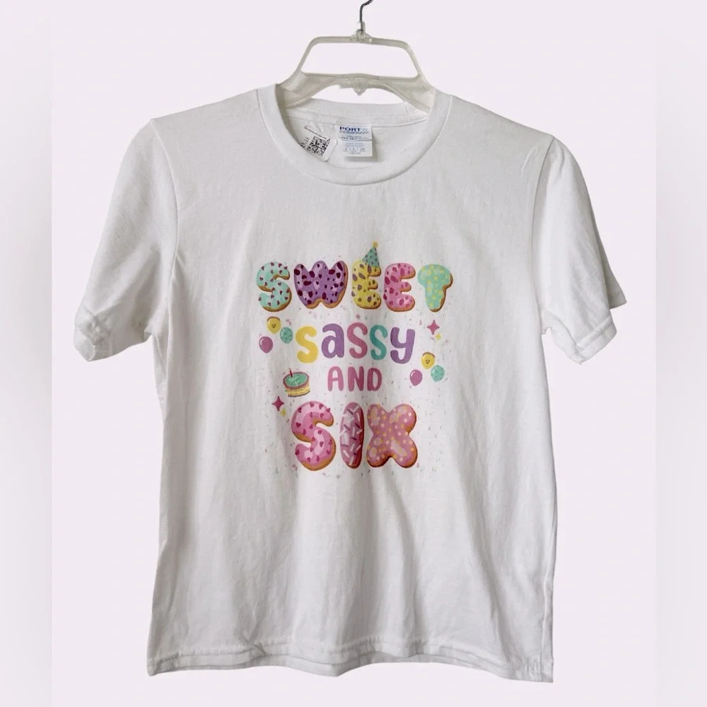 Girls White “Sweet Sassy And Six” Small Short Sleeves T Shirt Brand New